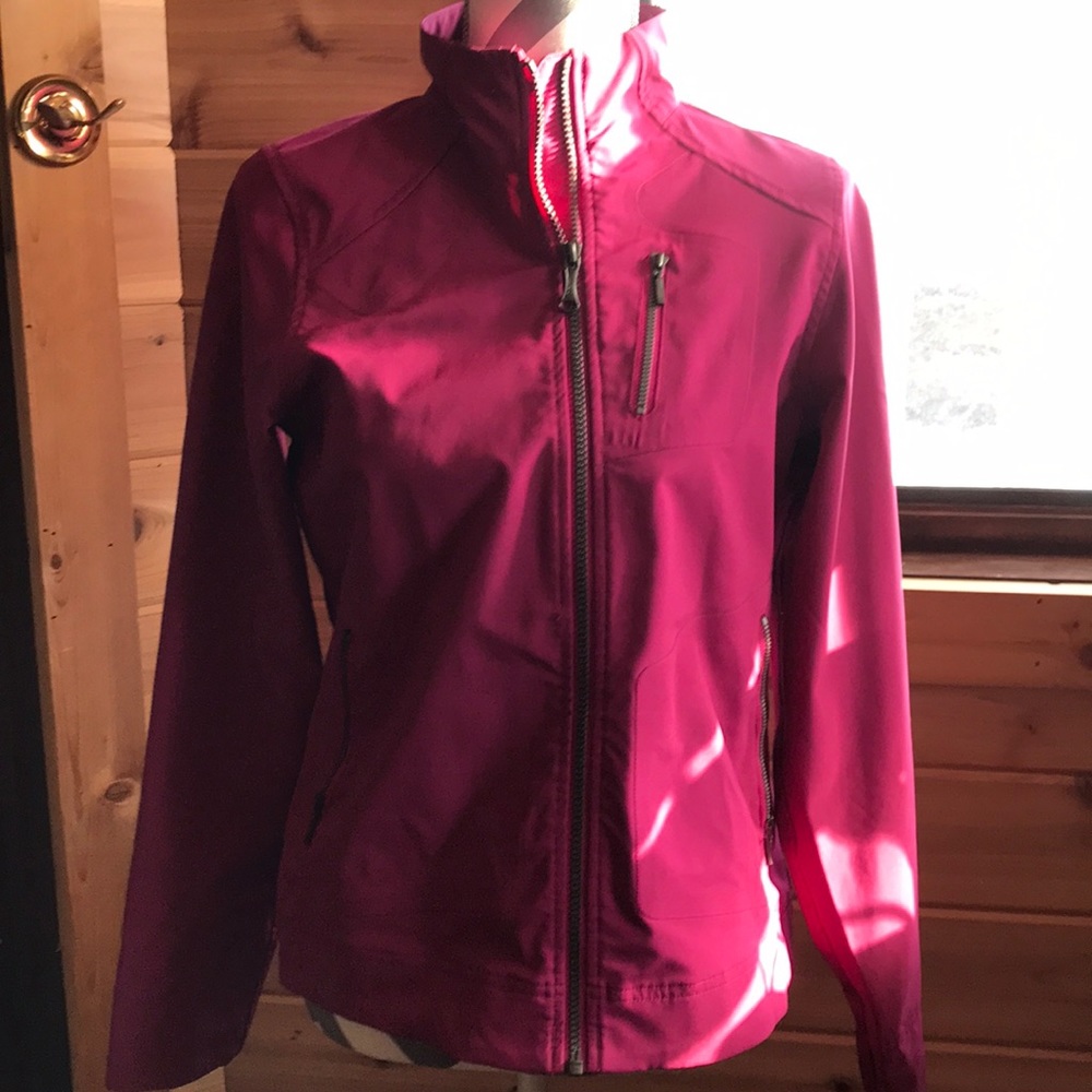 Marmot light everyday jacket.